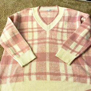 Slightly used pink sweater from fashion nova